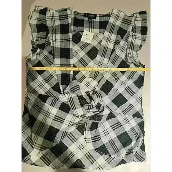 Laundry By Shelli Segal Women's XL Black &White Wrap Blouse Short Flutter Sleeve - Picture 8 of 8